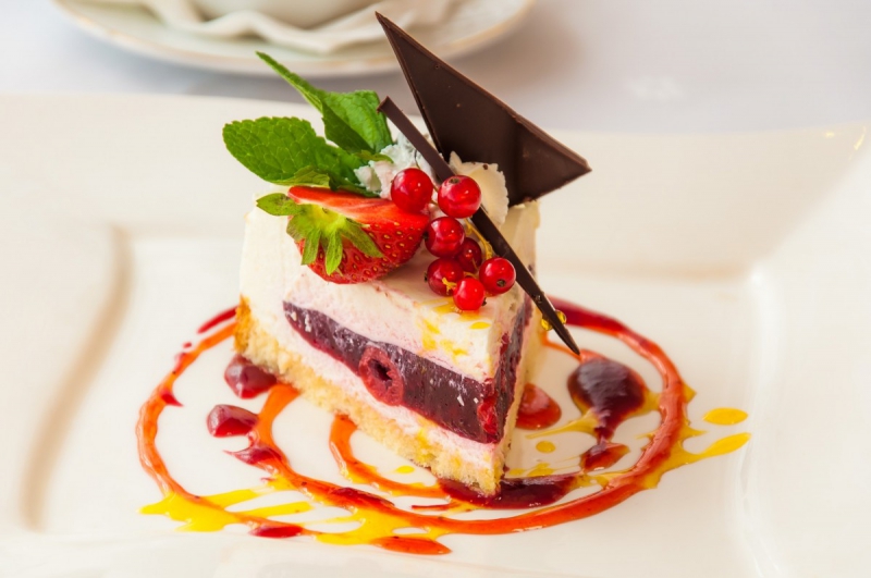 boulangerie-UTELLE-min_the_cake_dessert_eating_bun_colorful_sweet_dish_taste_cake_with_cream-941034